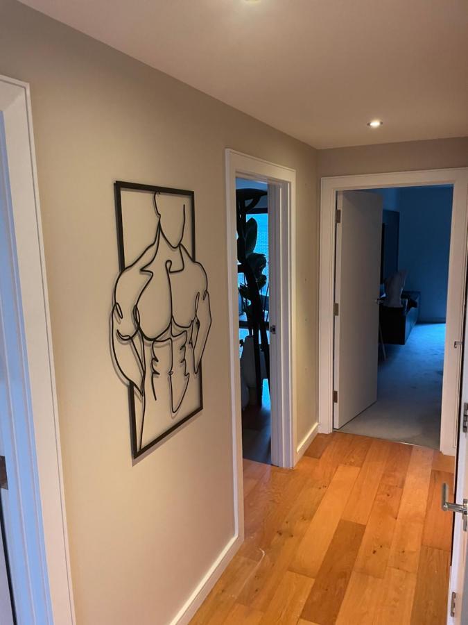 Cosy Bedroom In Luxury Apartment London Kültér fotó